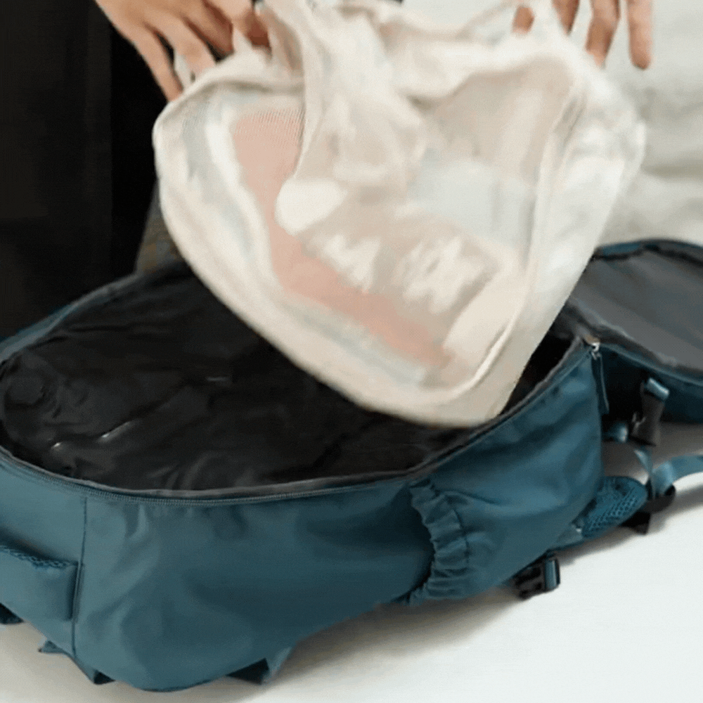 VacPack Travel Backpack